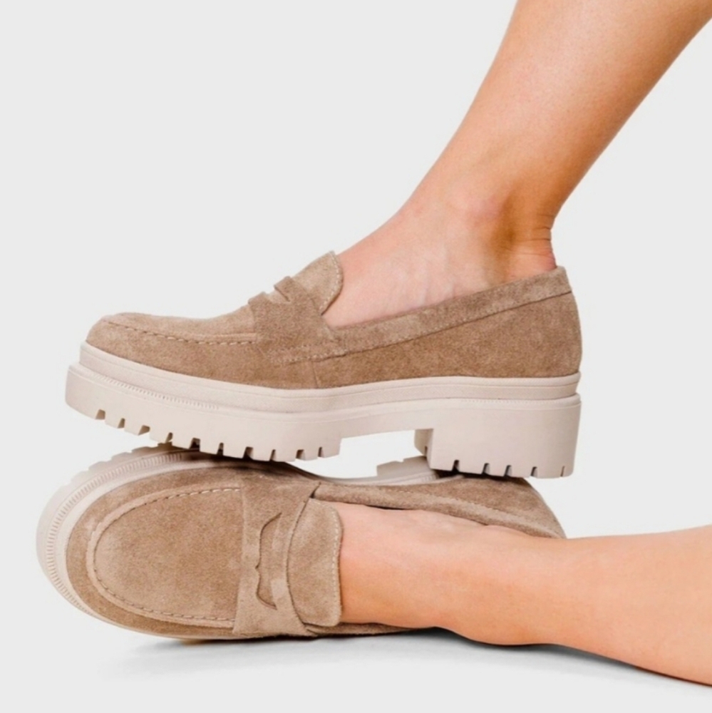 Portland Leather Goods Patina Zoe Chunky Loafer Suede Tan Cream 9